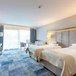 Unitral W Mielnie Отель 4*