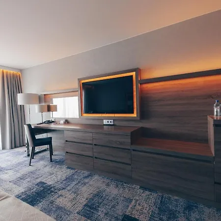 Unitral W Mielnie Ξενοδοχείο 4*