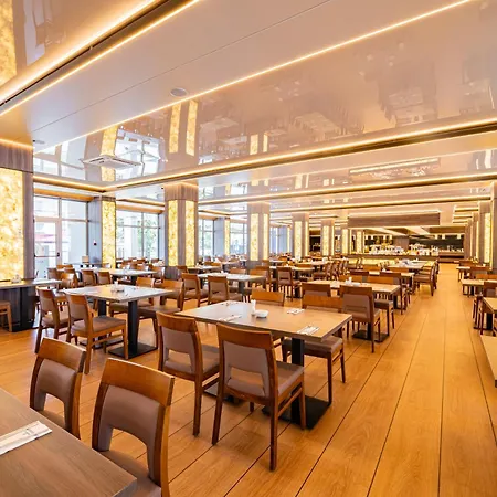 Ξενοδοχείο Unitral W Mielnie Mielno (Koszalin)