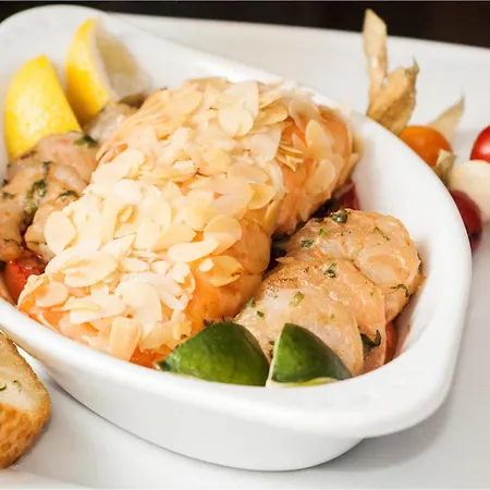 호텔 Unitral W Mielnie 미엘노