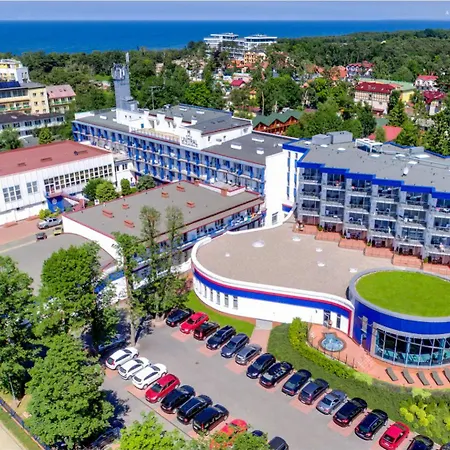 Hotel Unitral W Mielnie