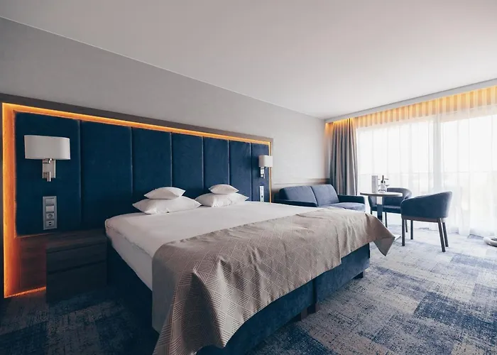 Hotel Unitral W Mielnie