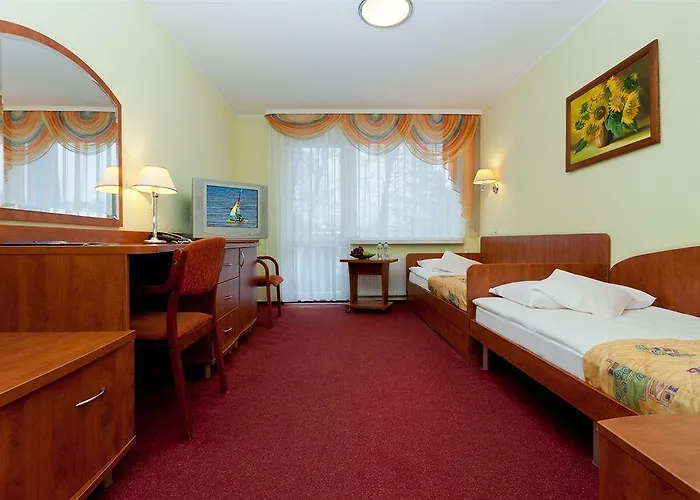 Hotel Unitral W Mielnie 4*